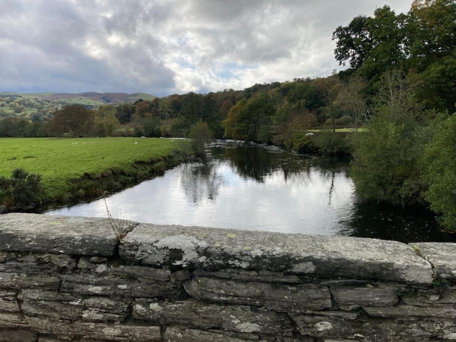 Lovely Peaceful 2 Bed Cottage Llandderfel Exterior photo