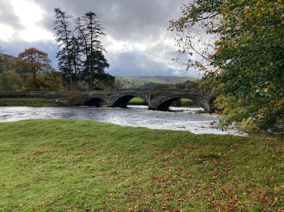 Lovely Peaceful 2 Bed Cottage Llandderfel Exterior photo
