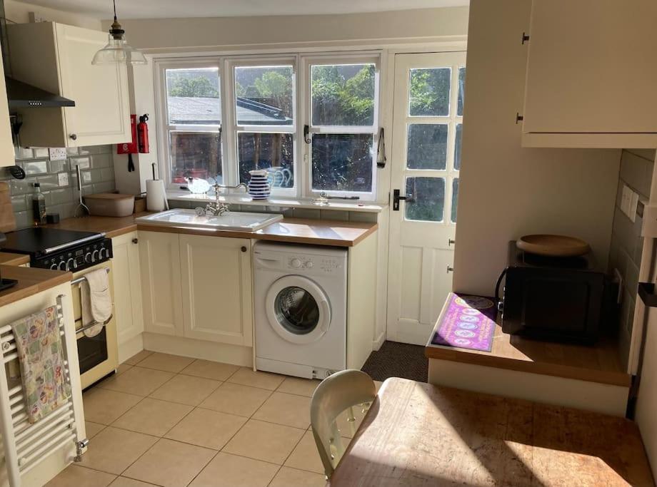 Lovely Peaceful 2 Bed Cottage Llandderfel Exterior photo